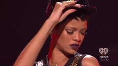 Rihanna - Disturbia