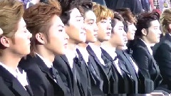 EXO - 台下看表演