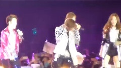 少女时代,EXO - DJ Got Us Fallin In Love Again