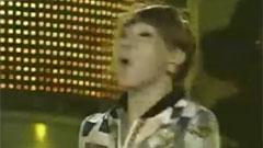 2NE1 - Fire