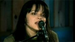 Norah Jones - What Am I To You