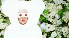 Lady Gaga - G.U.Y
