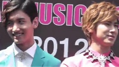东方神起 - Teaching Korean Word