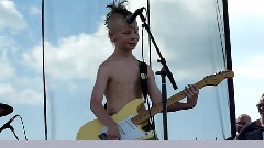 模仿翻唱 - Rock the Farm