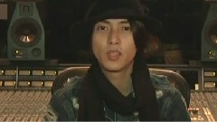 山下智久 - LOVE CHASE 新闻预告