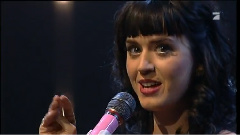 Katy Perry - Hot N Cold