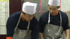 Henry - 和爸爸一起烹饪