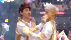 EXO,EXO-M - 成龙和平友爱演唱会