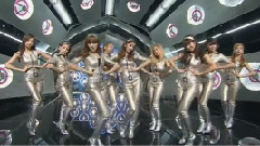Tiffany(少女时代),少女时代 - Hoot