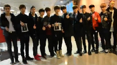 EXO - 抵达台湾桃园机场新闻频