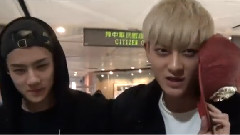 EXO - 抵达台湾机场,上千粉丝接机