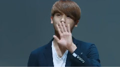 ZE:A - Pop Up Store签售