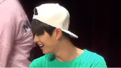 ZE:A - Pop Up Store签售