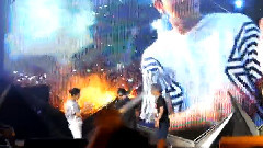 EXO - 黄子韬手指受伤