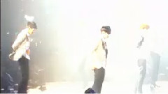 EXO,XIUMIN(EXO) - Thunder