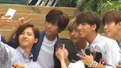B1A4 - 与粉丝合影
