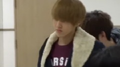 EXO-M - 金浦机场送机关内