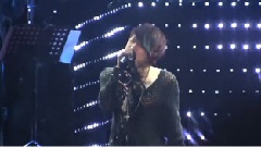 金在中 - One Kiss