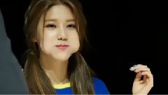 AOA - 表演IG里面的一口吃两柿子