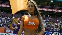 音乐短片 - 绿荫热舞 Rumberitas