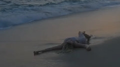 音乐短片 - I LOSE MYSELF BECAUSE I CAN