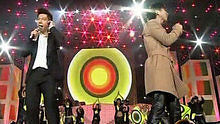 羽泉 - 山东卫视2012跨年晚会 羽泉《向上人生路》