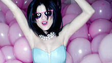 赛琳娜·戈麦斯 - Selena Gomez & The Scene - Hit The Lights