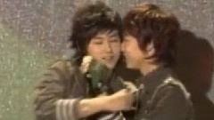 东方神起 - 2U