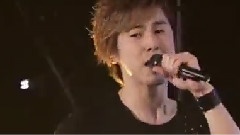 东方神起 - 巡演新闻报道