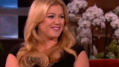 Kelly Clarkson - Is Kelly Clarkson Engaged