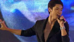 东方神起 - MIROTIC