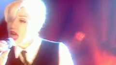 Gwen Stefani - The Sweet Escape Popworld