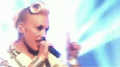 Gwen Stefani - Wind It Up Popworld