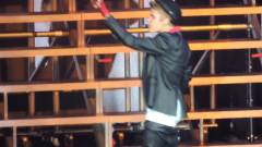 Justin Bieber - She Don't Like The Lights