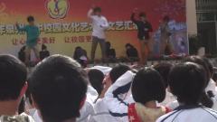 模仿翻唱 - 江南Style