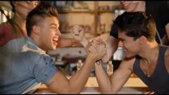 P9 - Love You In Those Jeans