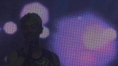 JUNJIN - 爱不回来