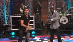 Akon - Beautiful