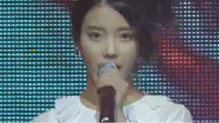 IU - 粉红色高跟鞋