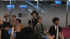 EXO - 日本羽田机场