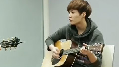 EXO - 灿烈弹吉他 & Lay 唱歌 & 鹿晗飙高音 Cut