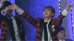 EXO - 飞吻 & 被误伤