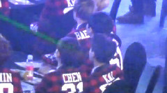 EXO - 台下观看表演