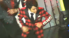 EXO - 台下 & Growl