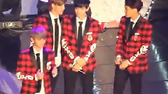 EXO - 领奖 & 嘉宾席