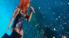 Rihanna - Love The Way You Lie & Umbrella
