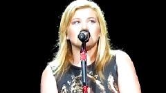 Kelly Clarkson - Shake It Out