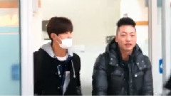 东方神起,郑允浩 - At Gimpo Airport