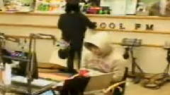 晟敏(Super Junior) - Kiss The Radio