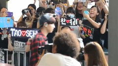 EXO - Hongkong Airport